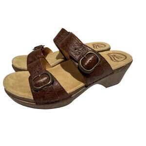 Dansko Leather Embossed Two Strap Wedge SANDAL Size 39 US 8.5 - 9